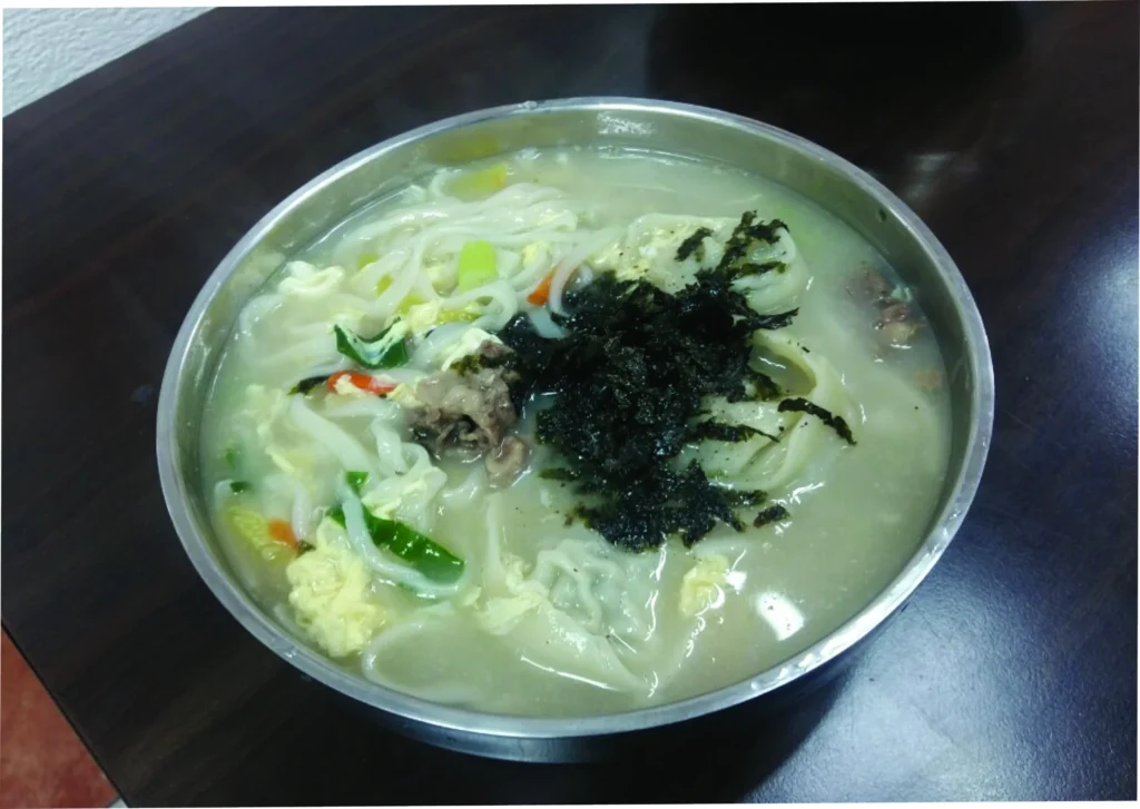만두칼국수